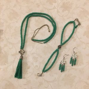 Teal jade artisan silky tassel necklace, bracelet, 925 earrings NWOT.